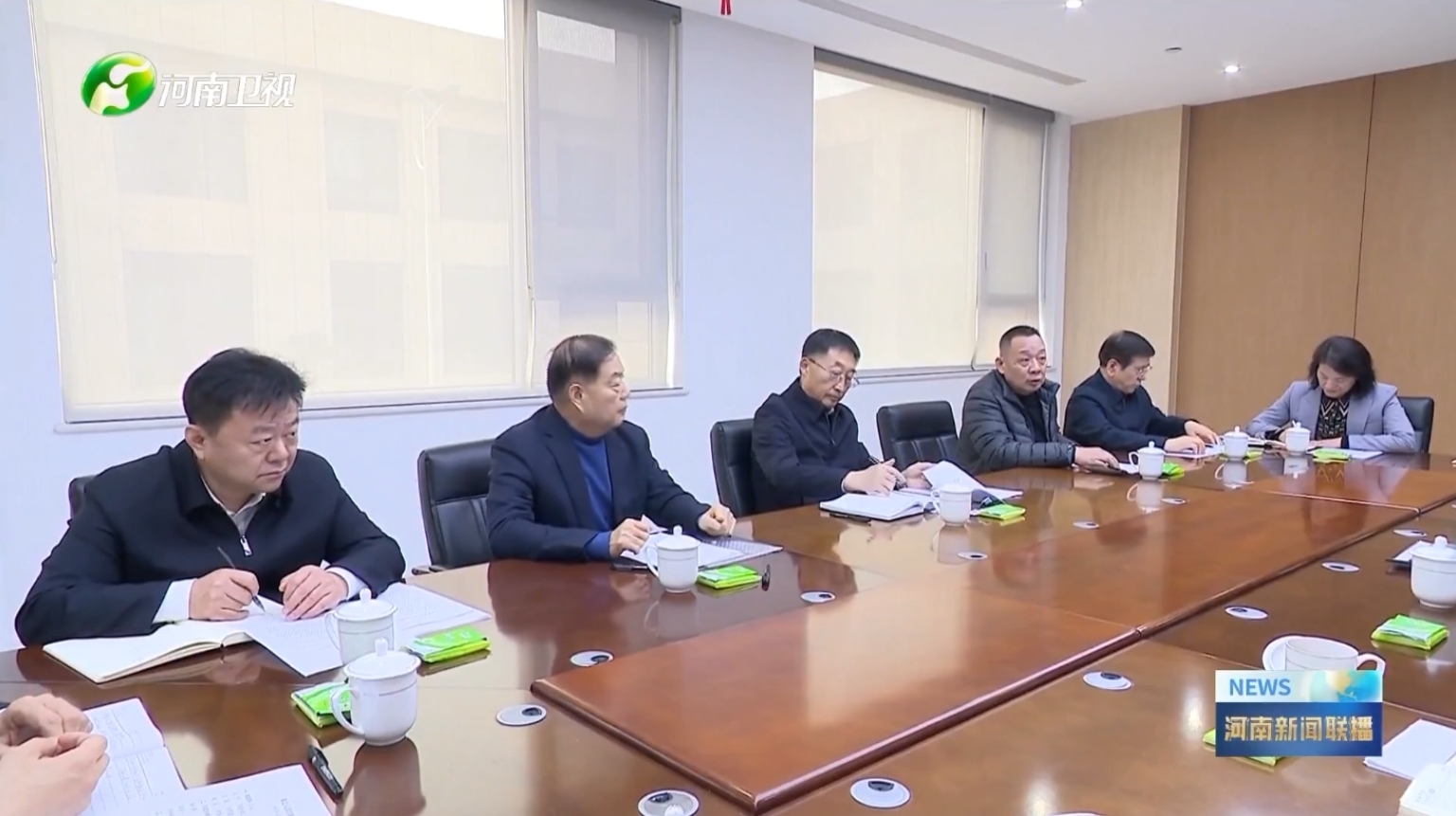 河南卫视新闻联播报道Bsports体育注册·(必一运动)官方网站集团党委书记、创始人楚金甫参加省委书记刘宁在许昌召开的民营企业座谈会